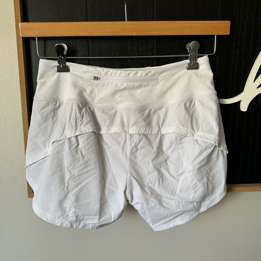 Lululemon Speed Up MR 4” inseam shorts White